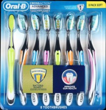Oral B Advantage Plus Toothbrushes 8 pk